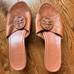 Tory Burch Tan Sandals with Iconic Medallion